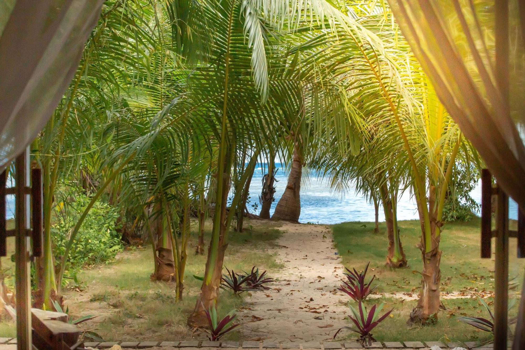 The Beach House Ocam Ocam บูซวงกา ภายนอก รูปภาพ
