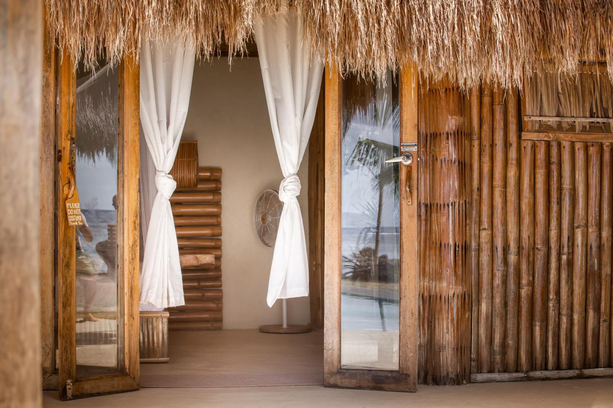 The Beach House Ocam Ocam บูซวงกา ภายนอก รูปภาพ